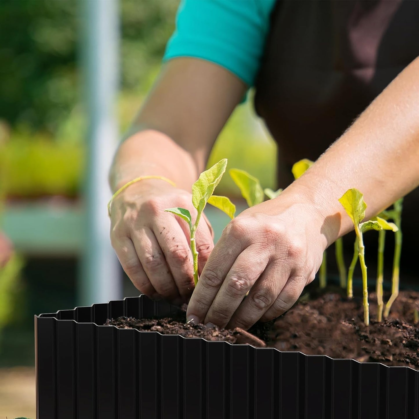 SnugNiture Corrugated Metal Garden Edging,10" x 20' Sturdy Lawn Edging Border,Landscape Edging Border for Lawn, Flower Bed,Garden and Yard(Black)