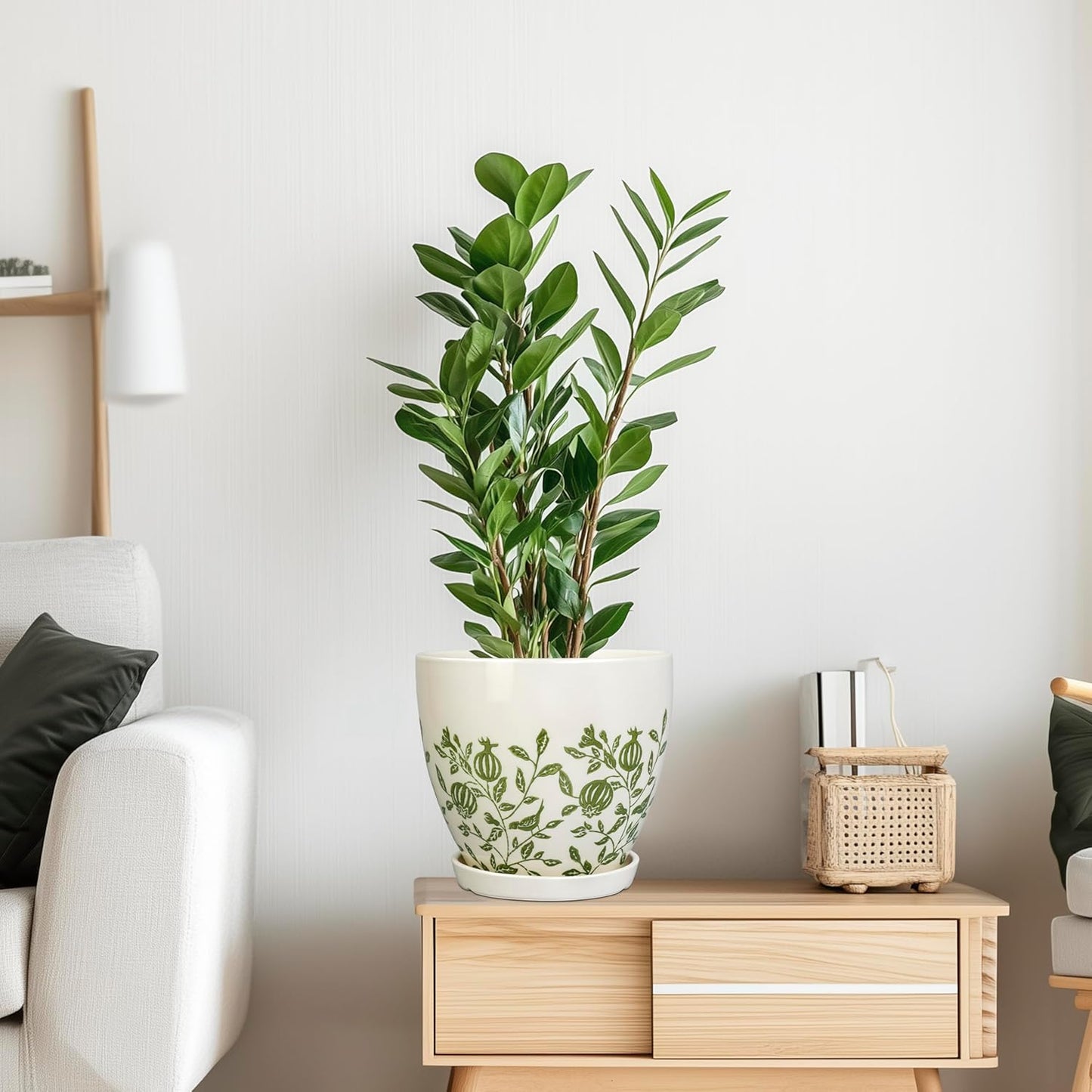 Ceramic Planter - 8.2 Inch Plant Pot for Indoor Outdoor Plants, Boho Round Ceramic Flower Pot with Drainage Hole and Saucer, Gifts for Plant Lovers, Home Garden Apartment Decor, White