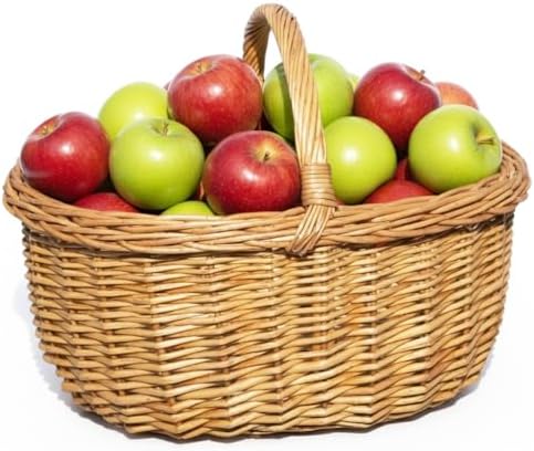 Large Oval Wicker Picnic Basket with Sturdy Handle - 18x14x13 Inch Handwoven Willow Storage Basket for Picnic, Camping, Home Organization, Fruit and Vegetable Serving
