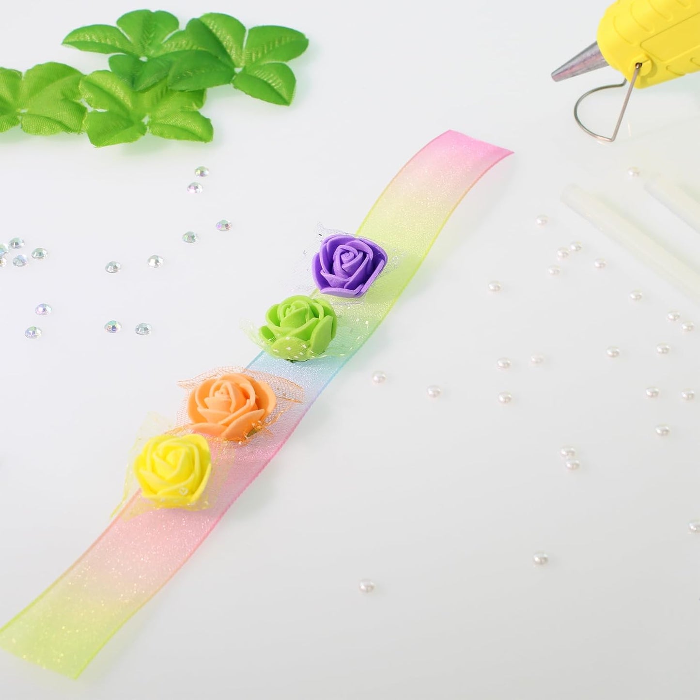 500 Pcs 0.6 Inch Mini Artificial Flowers Head Bulk 5 in 1 Set Faux Foam Fake Small Rose Tiny Baby Flores Bouquet Wreath Gift Hair Clip Home Decoration DIY Craft (7 Colors Mixed)