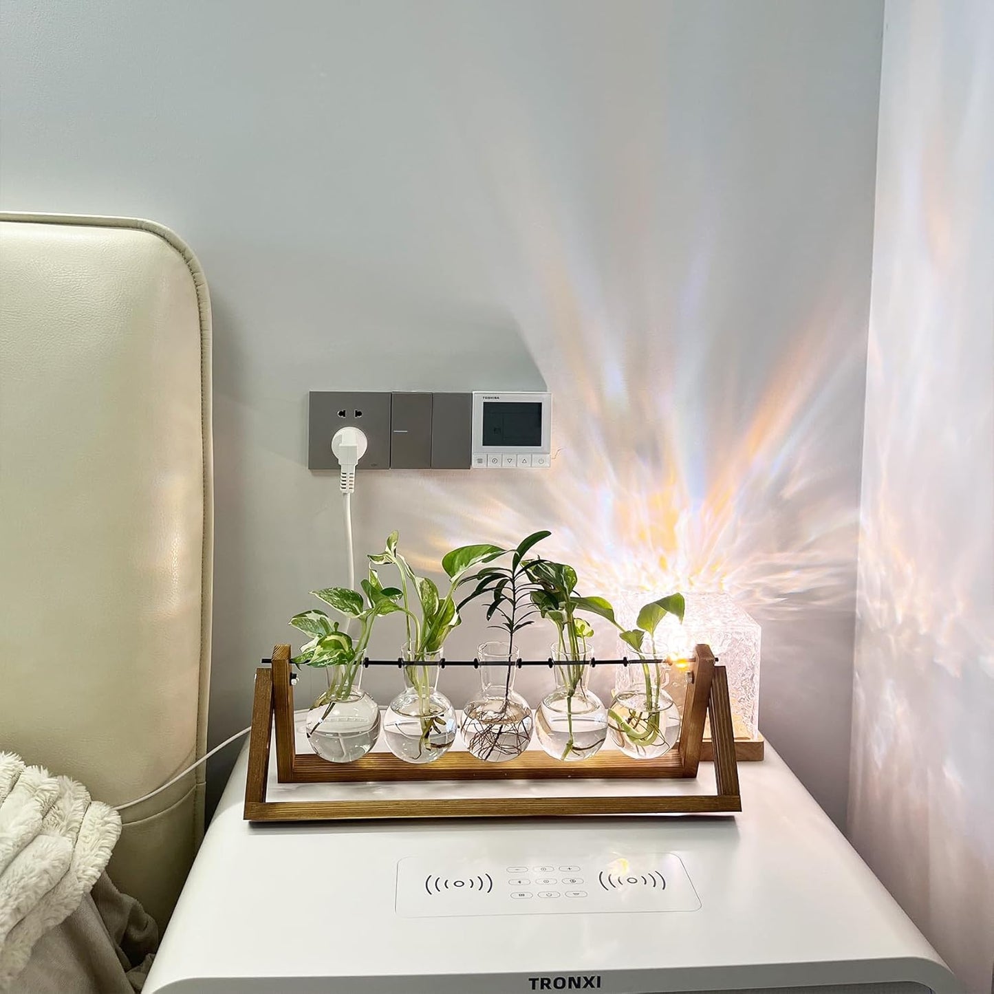 Kingbuy Plant Propagation Station with 5 Bulb Vases Retro Wooden Stand Desktop Glass Planter Terrarium for Hydroponics Plants Home Office Décor