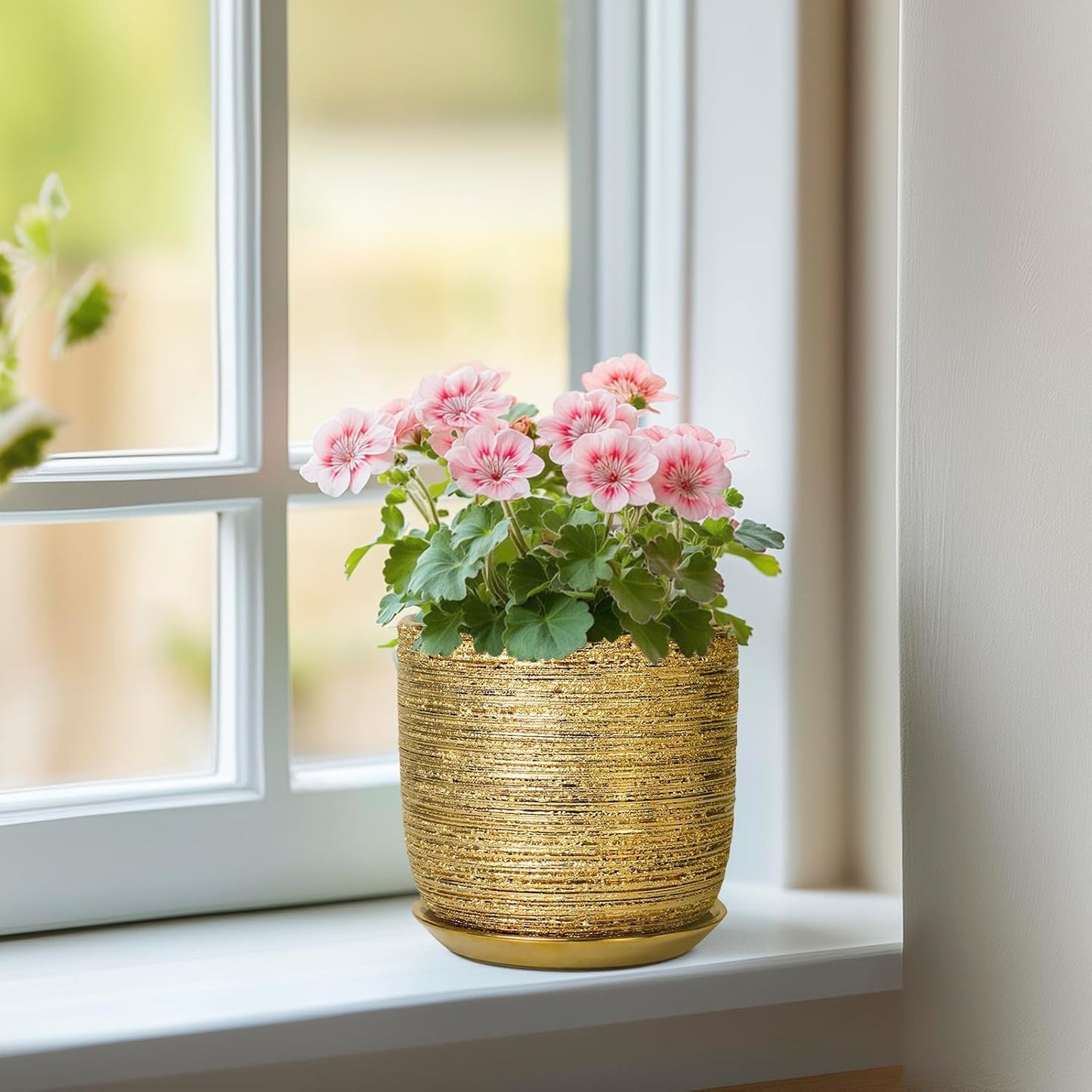 Succulent Pot 5 Inch - Ceramic Plant Pot for Indoor Flowers, Decorative Round Indoor Planter with Drainage Hole and Saucer, Plant Lover Gifts, Patio Office Home Room Decor, Gold