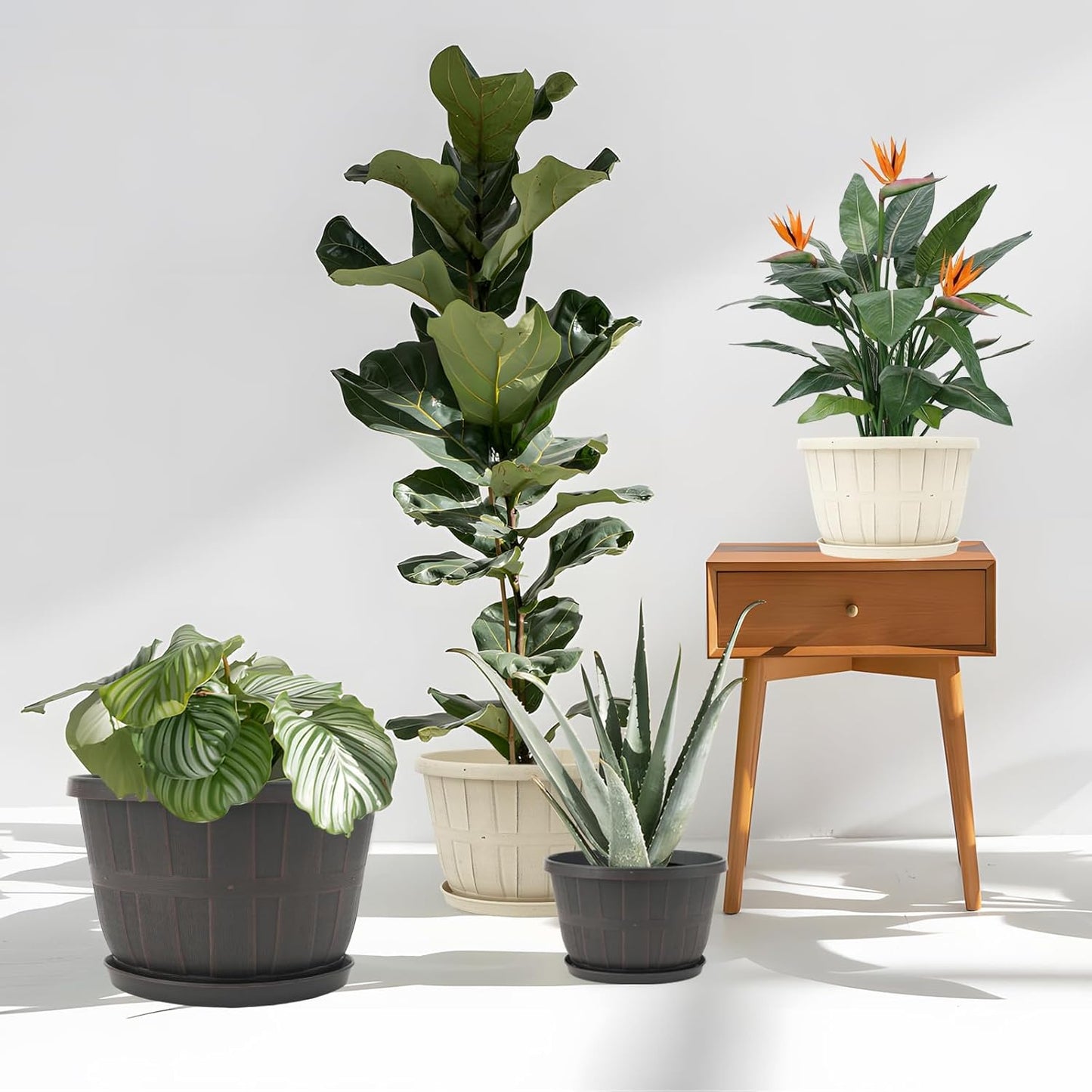 Quarut 14 Inch Plastic-Flower-Pot-for-Indoor-Plants, 4 Pack Large Outdoor Planter Pot with Drainage Holes & Saucers, Resin Decorative Garden Pots Planters（Brown）