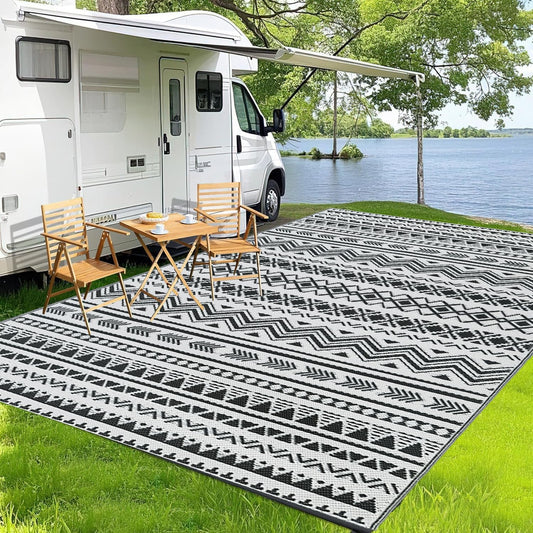 WILDROOTS 5x8 Feet Black and White Plastic Outdoor Rug, Stain Resistant Waterproof Reversible Outdoor Patio Rug, Fade Resistant Camping Rug