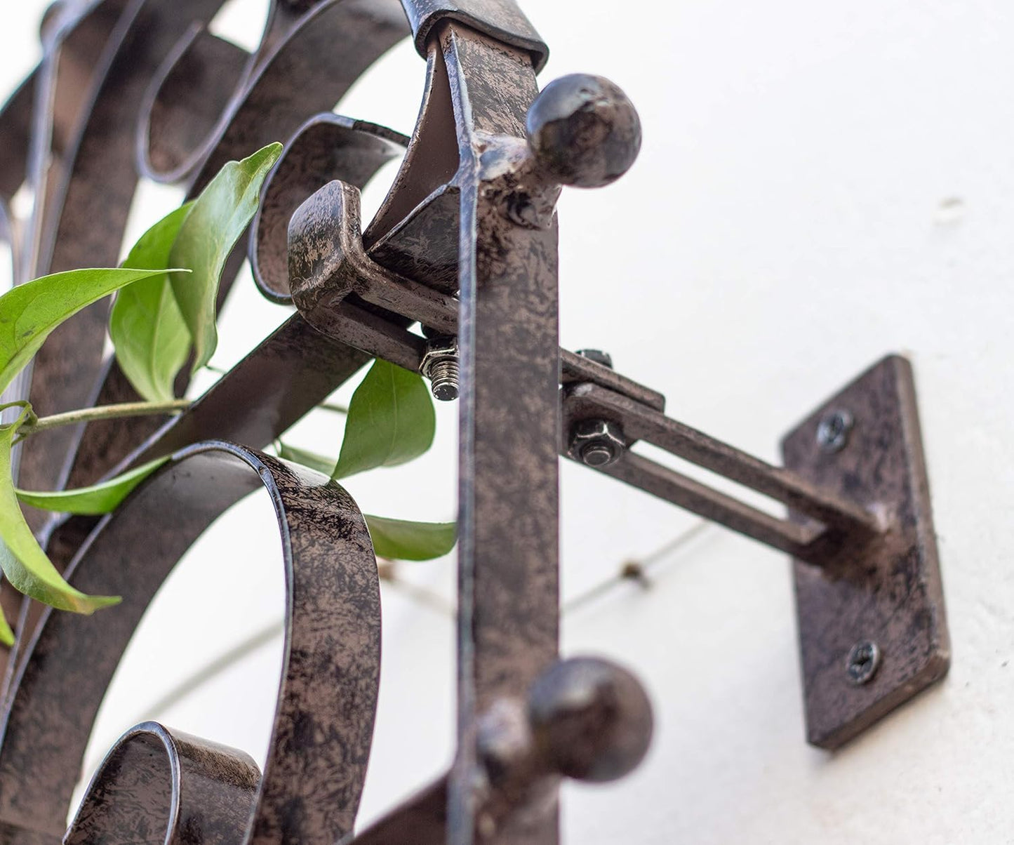 H Potter Outdoor Metal Wall Decor or Trellis for Climbing Plants Suitable as Art Garden Panel Roses Vines Privacy Includes Brackets for Hanging Gar214w1