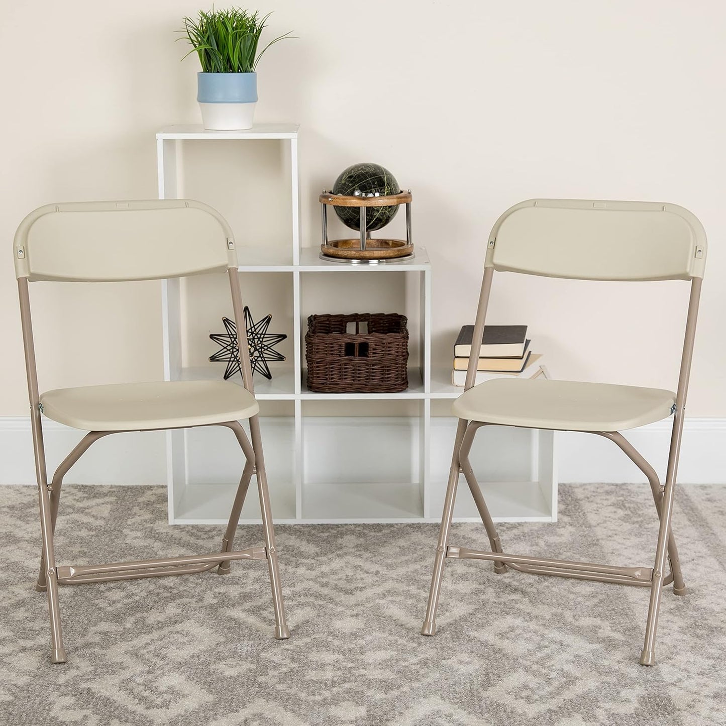 Flash Furniture Hercules Series Plastic Folding Chair - Beige - 4 Pack 650LB Weight Capacity Comfortable Event Chair-Lightweight Folding Chair