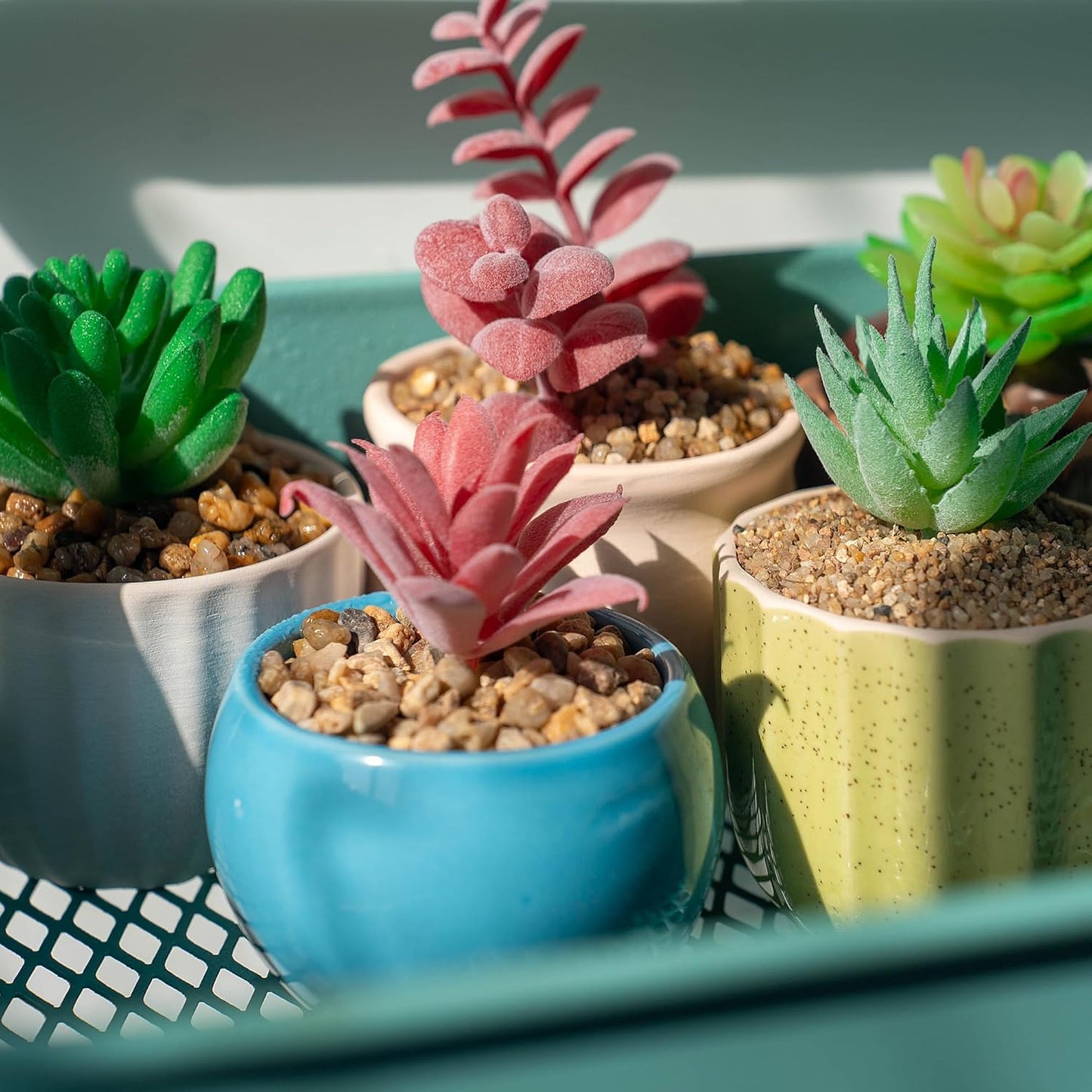 Aquarium Gravel 20 lbs, 1-2mm Fish Tank Gravel, Premium Gravel and Substrate for Aquariums, Fish Tanks and Terrariums