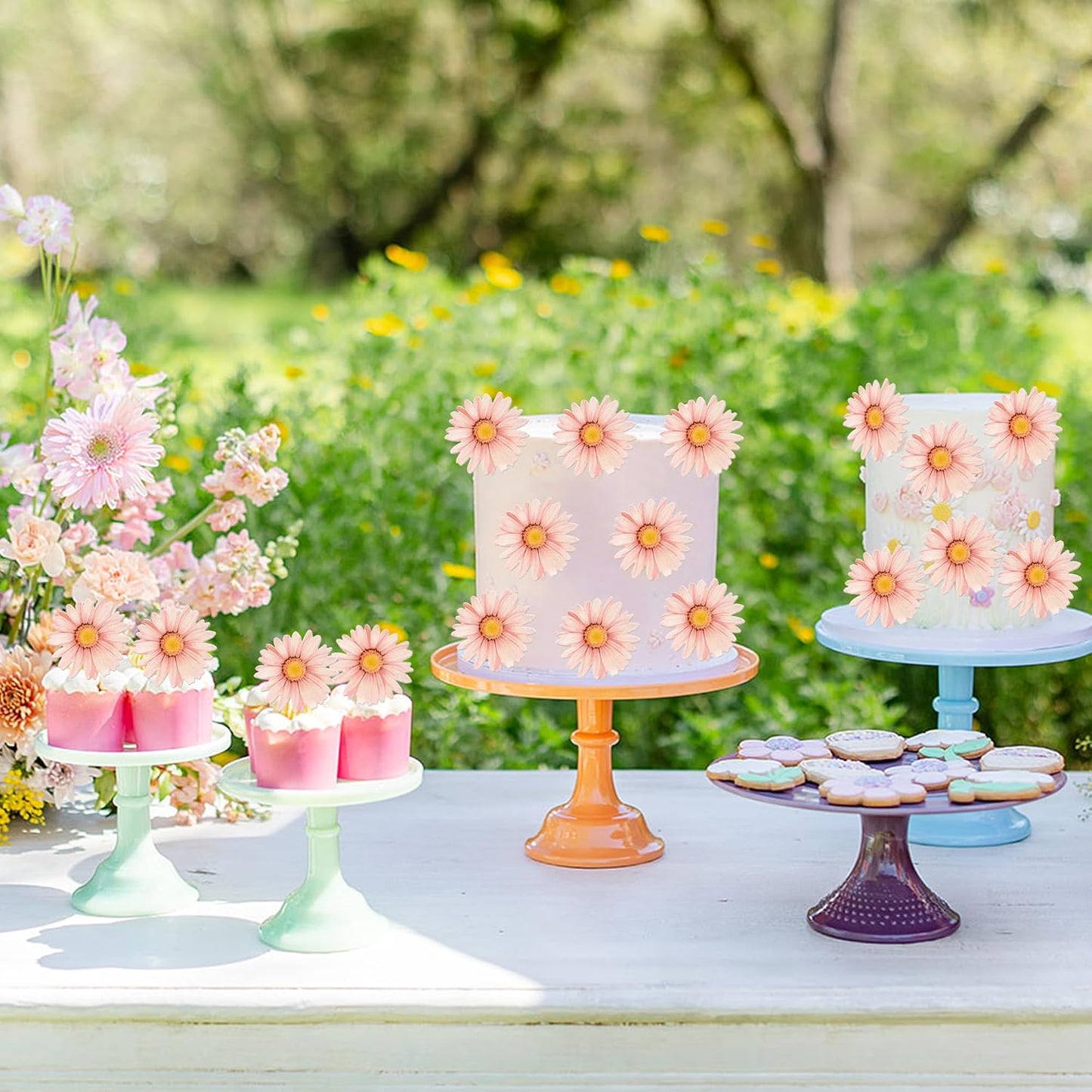 60 PCS Edible Daisy Cupcake Toppers Wafer Paper Daisy Cupcake Picks Edible Sunflower Birthday Party Decorations for Baby Shower Wedding Engagement Birthday Party Cake Food Decorations Supplies Pink