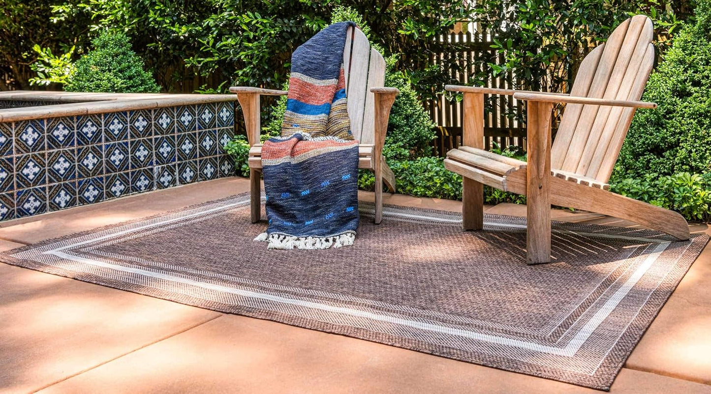 Unique Loom Outdoor Border Collection Area Rug - Soft Border (5' 3" x 8' Rectangle, Brown/ Ivory)