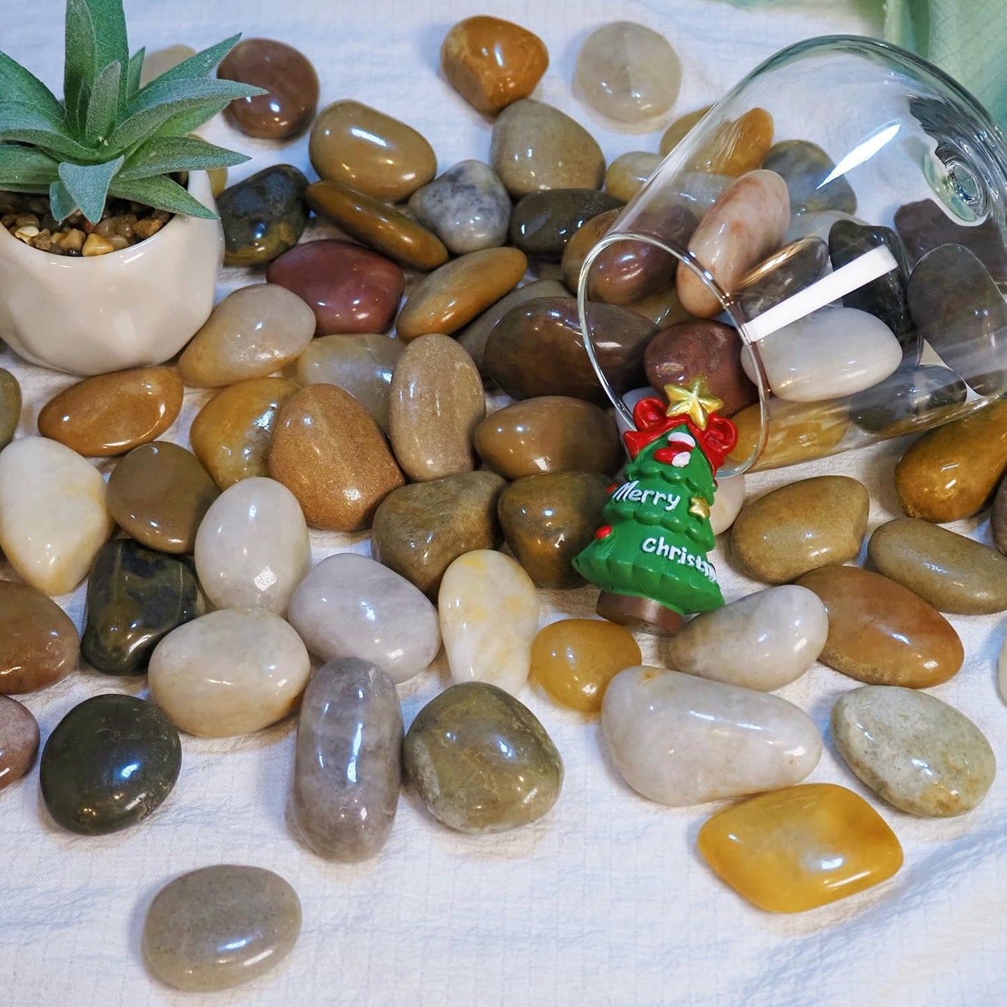 40lbs River Rocks, 1-2Inch Decorative Ornamental Natural Pebbles for Garden Couryard Landscaping Stones, Gravel Filler for Fish Tank,Vases,Home Decor,Aquariums,Animal Habitat, Mixed Color