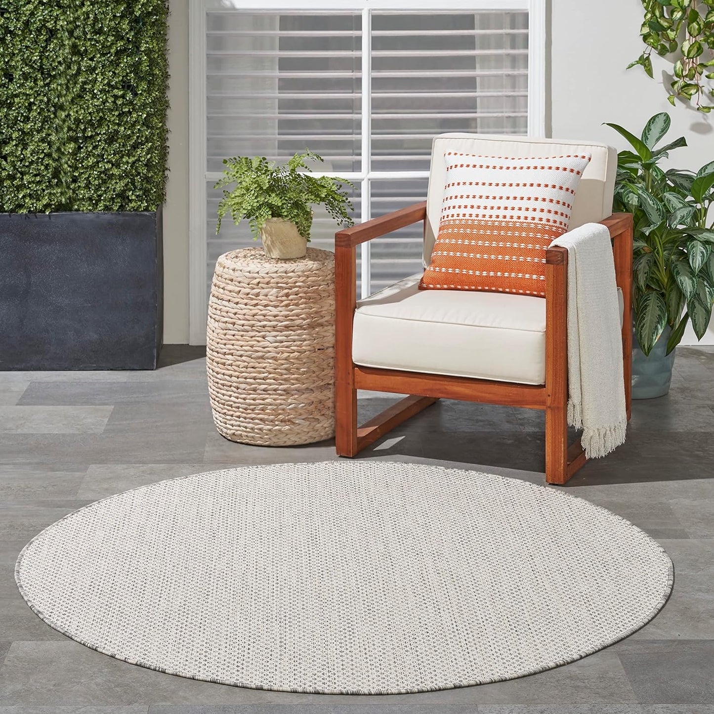 Nourison Home Courtyard Indoor/Outdoor Ivory/Silver 4' x Round Area Rug, Easy Cleaning, Non Shedding, Bed Room, Living Room, Dining Room, Backyard, Deck, Patio (4 Round)