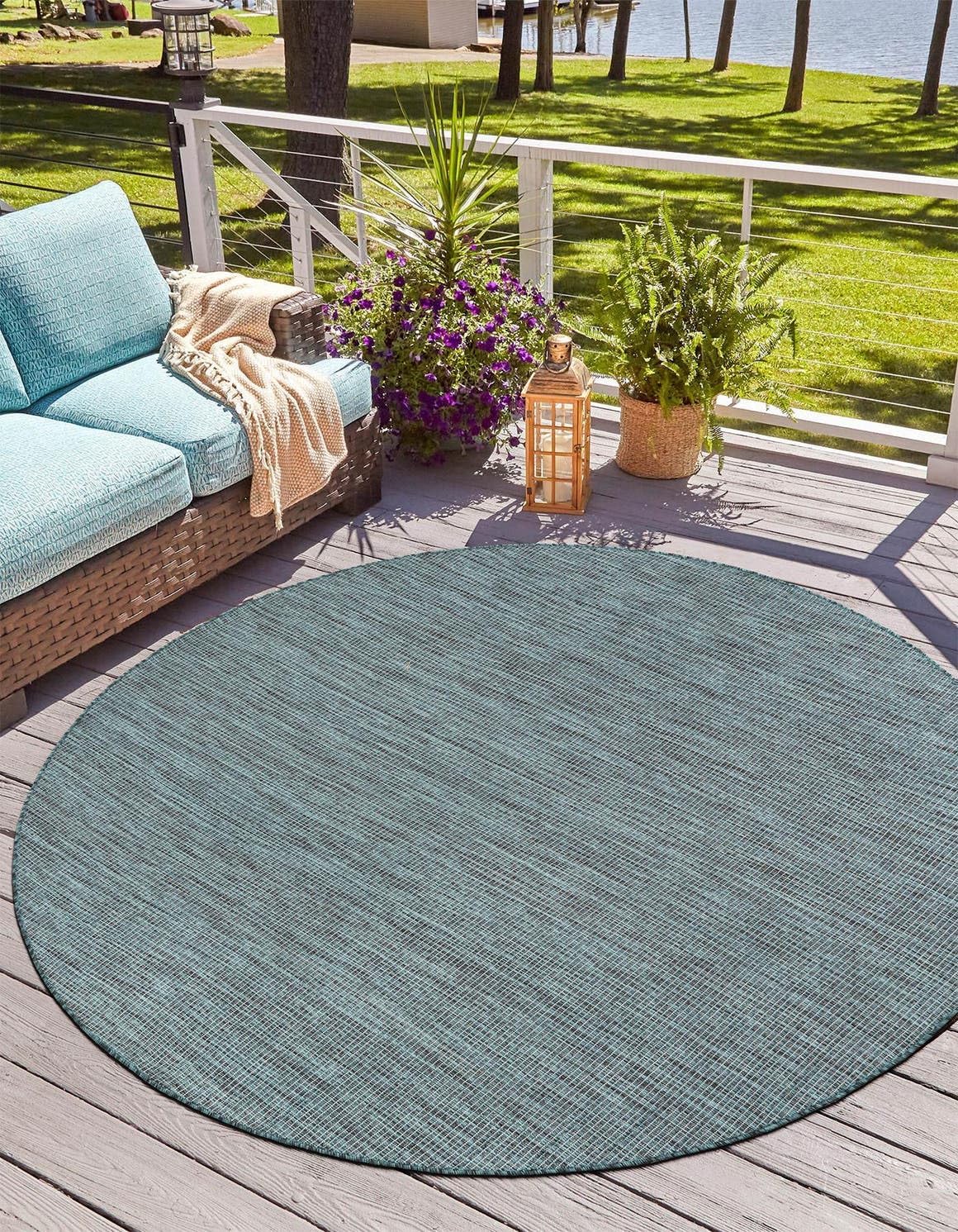 Unique Loom Outdoor Solid Collection Area Rug (5' 3" Round Teal/Navy Blue)