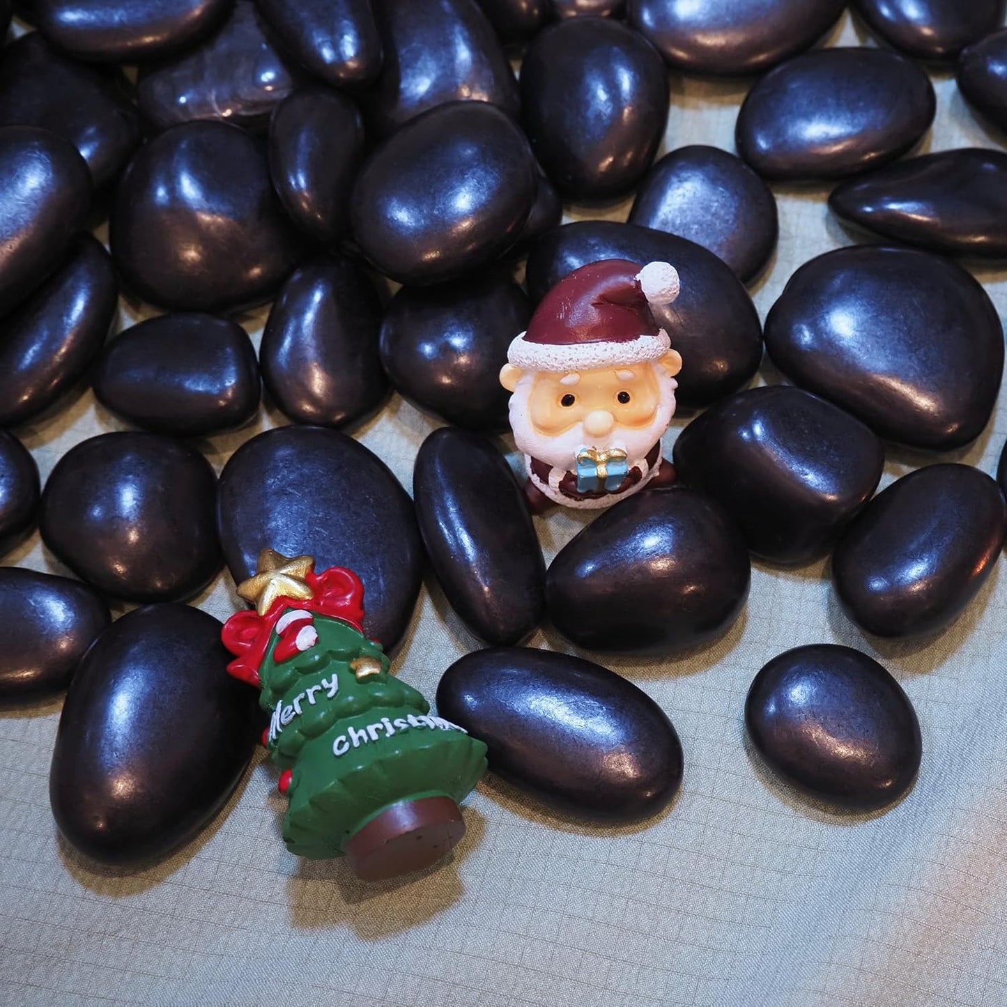 10lbs River Rocks, 1-2Inch Decorative Ornamental Natural Pebbles for Garden Couryard Landscaping Stones, Gravel Filler for Fish Tank,Vases,Home Decor,Aquariums,Animal Habitat, Black