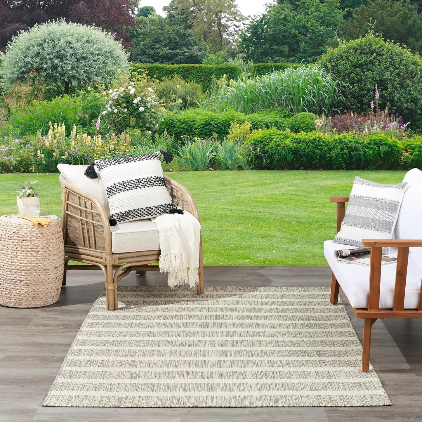 Nourison Home Positano 6' x 9' Fabric Grey Ivory Area Rug