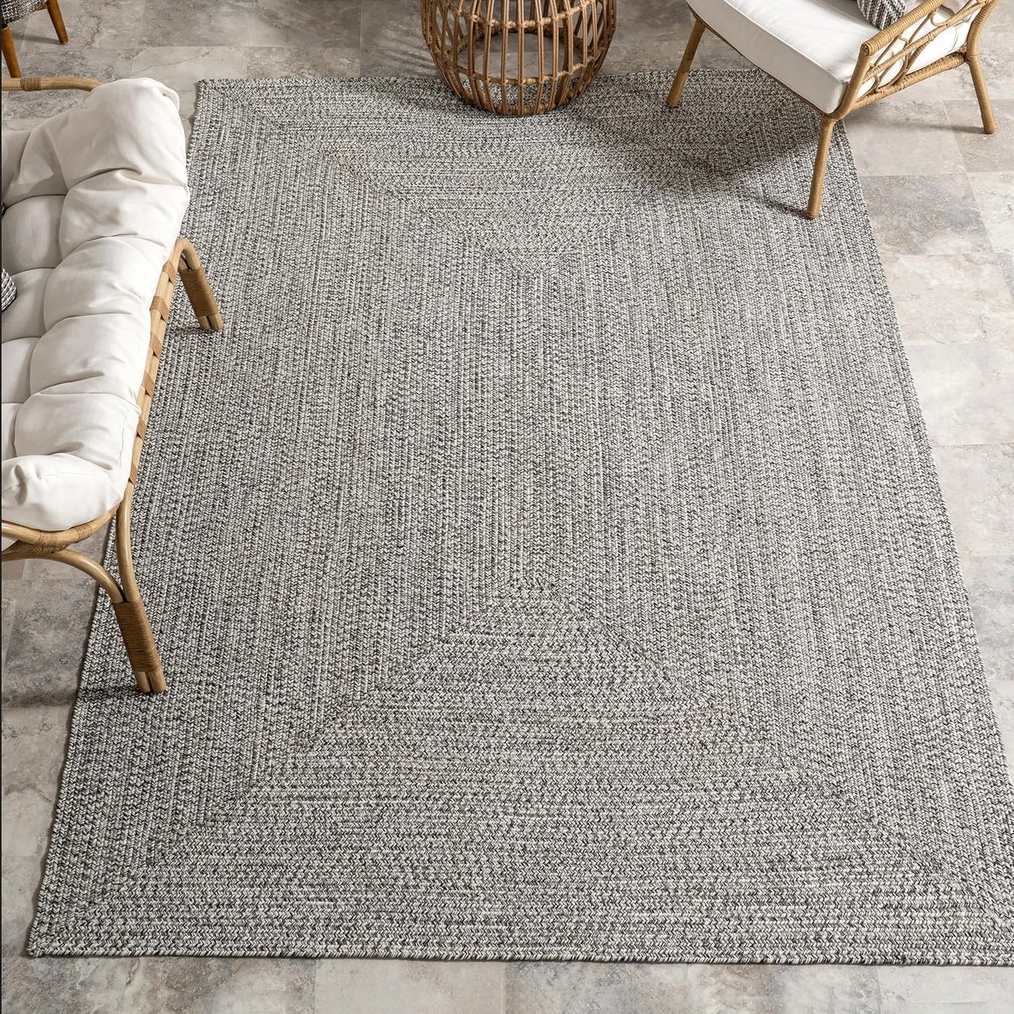 nuLOOM 8' Round Solid Hand Braided Indoor/Outdoor Area Rug, Pet-Friendly, High Traffic, Weather Resistant, for Patio, Balcony, Bedroom, Living, Dining Room, Wynn Salt and Pepper