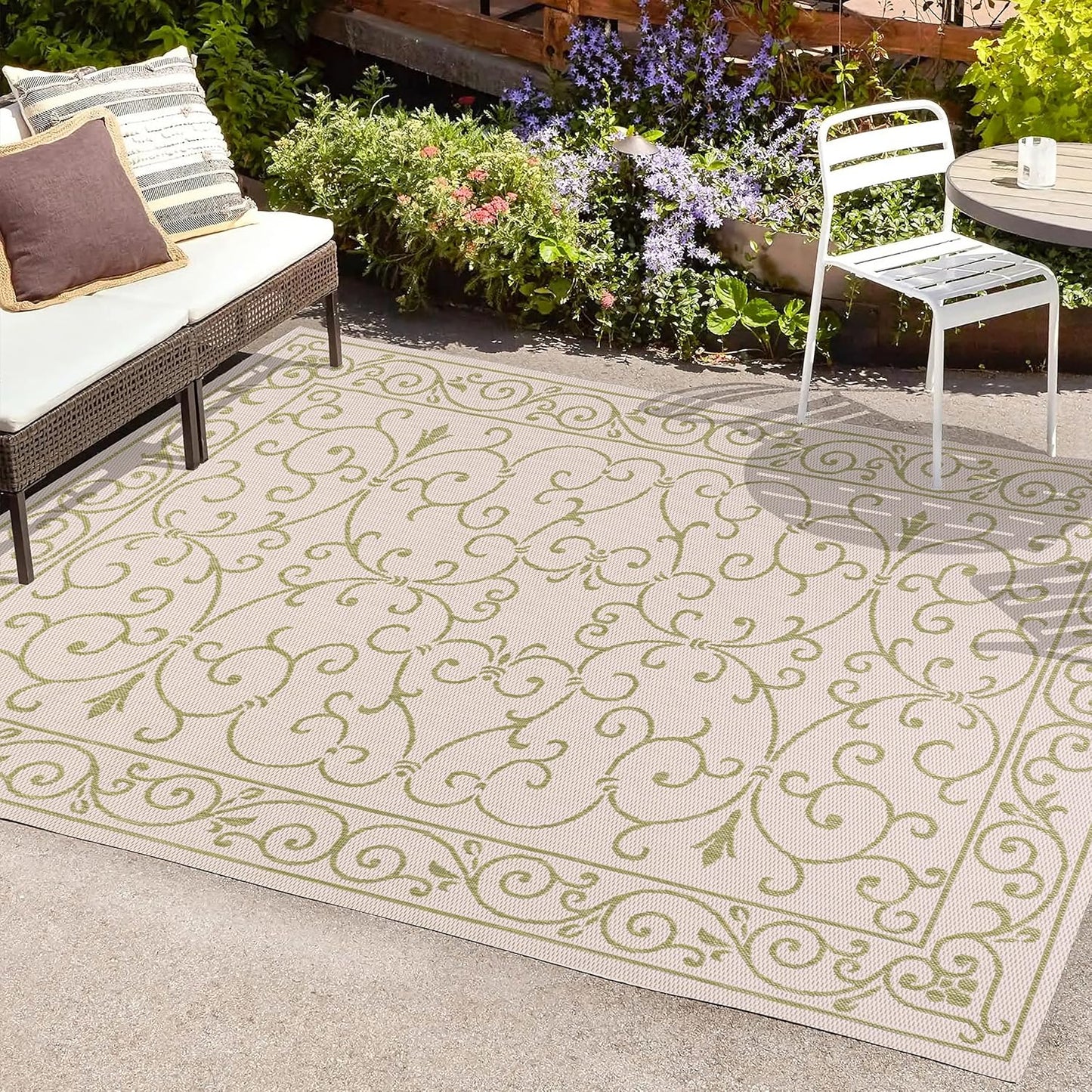 JONATHAN Y SMB106I-8 Charleston Vintage Filigree Textured Weave Indoor Outdoor Area Rug, Bohemian Coastal Traditional Easy Cleaning,Bedroom,Kitchen,Backyard,Patio,Non Shedding, 8 X 10, Cream/Green