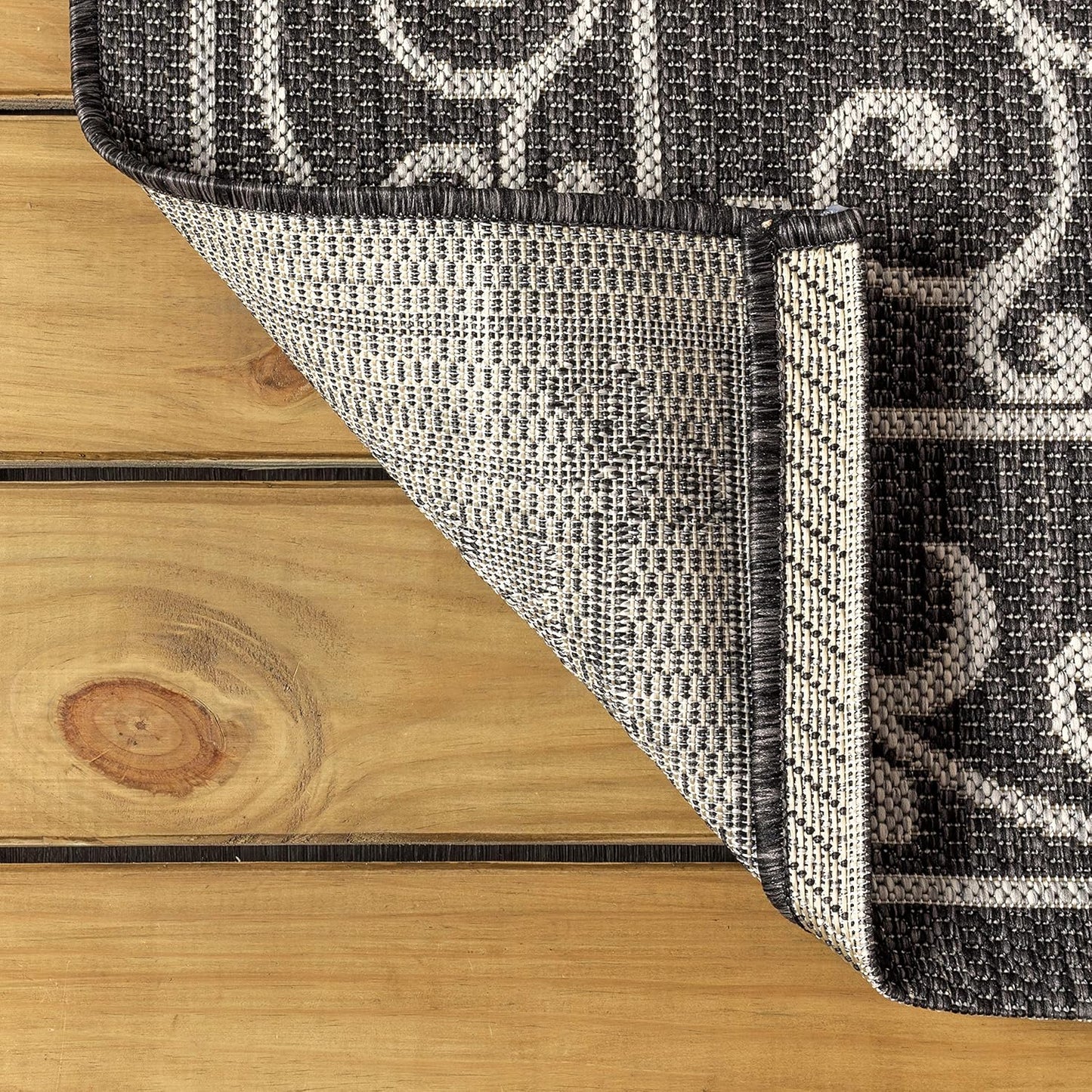 JONATHAN Y SMB106G-8R Charleston Vintage Filigree Textured Weave Black/Gray 8' Round Indoor/Outdoor Area Rug, Pet Friendly, Non-Shedding, Stain Resistant, Easy-Cleaning for Backyard, Patio, Porch