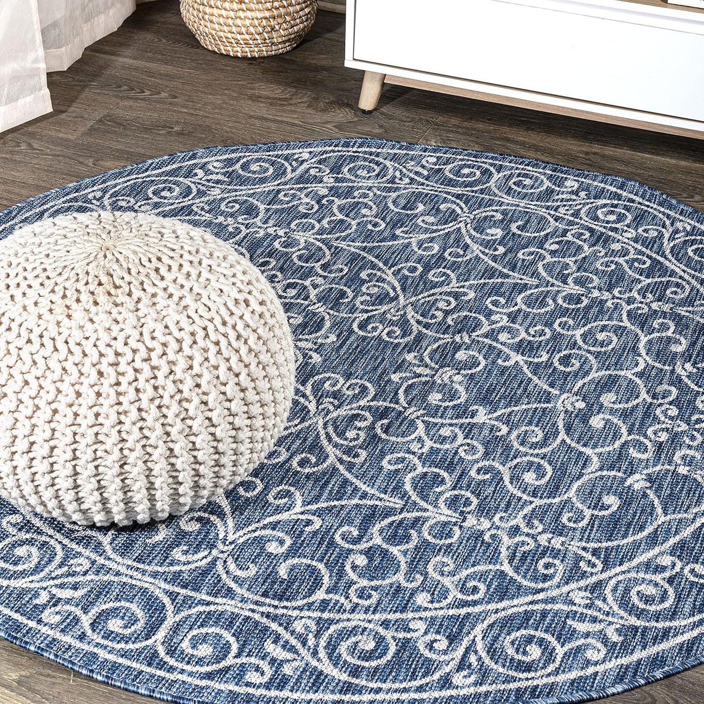 JONATHAN Y SMB106D-9R Charleston Vintage Filigree Textured Weave Navy/Gray 9' Round Indoor/Outdoor Area Rug, Pet Friendly, Non-Shedding, Stain Resistant, Easy-Cleaning for Backyard, Patio, Porch