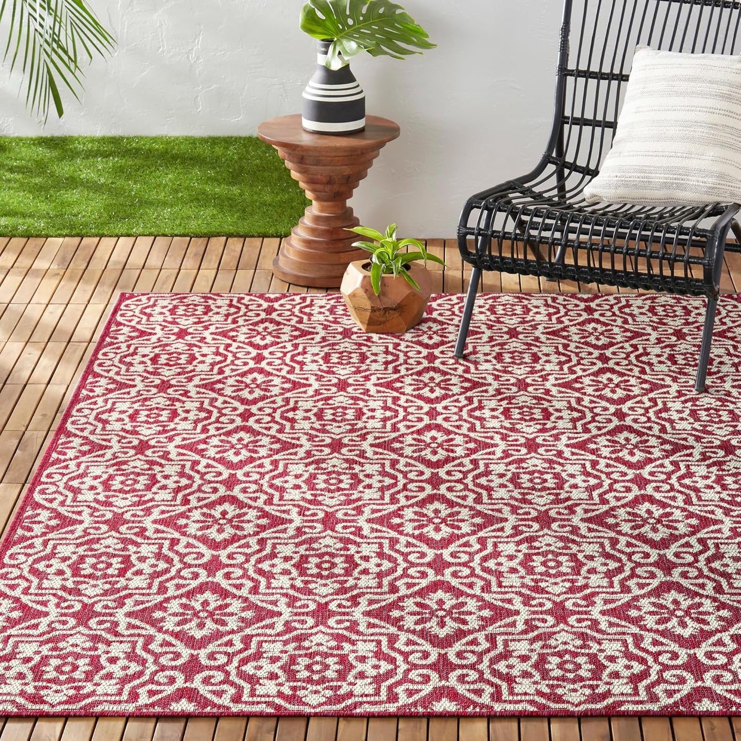 Nicole Miller New York Patio Country Julia Transitional Geometric Indoor/Outdoor Area Rug, Pink/Ivory, 6'6"x9'2"