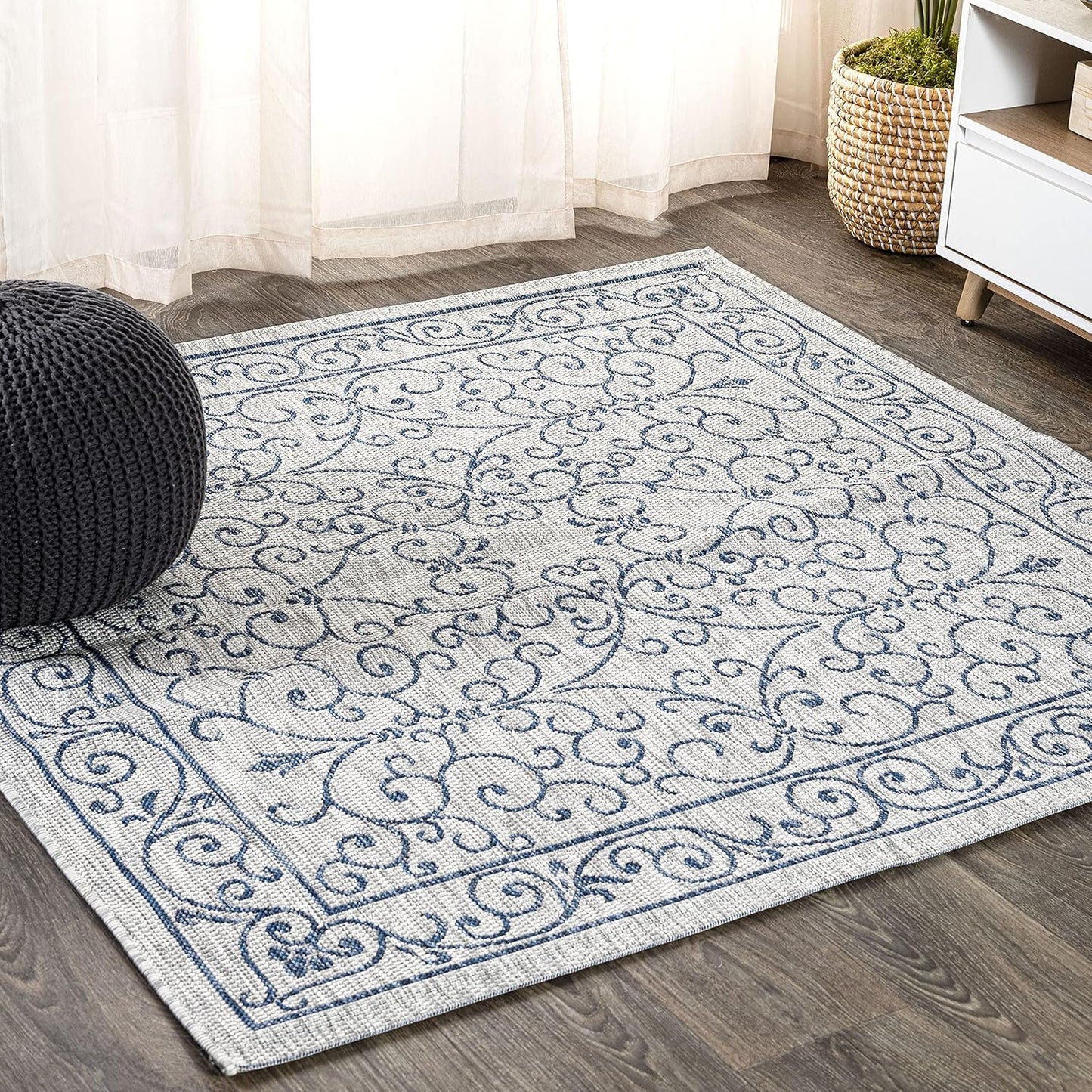 JONATHAN Y SMB106C-4SQ Charleston Vintage Filigree Textured Weave Gray/Navy 4' Square Indoor/Outdoor Area Rug, Pet Friendly, Non-Shedding, Stain Resistant, Easy-Cleaning for Backyard, Patio, Porch