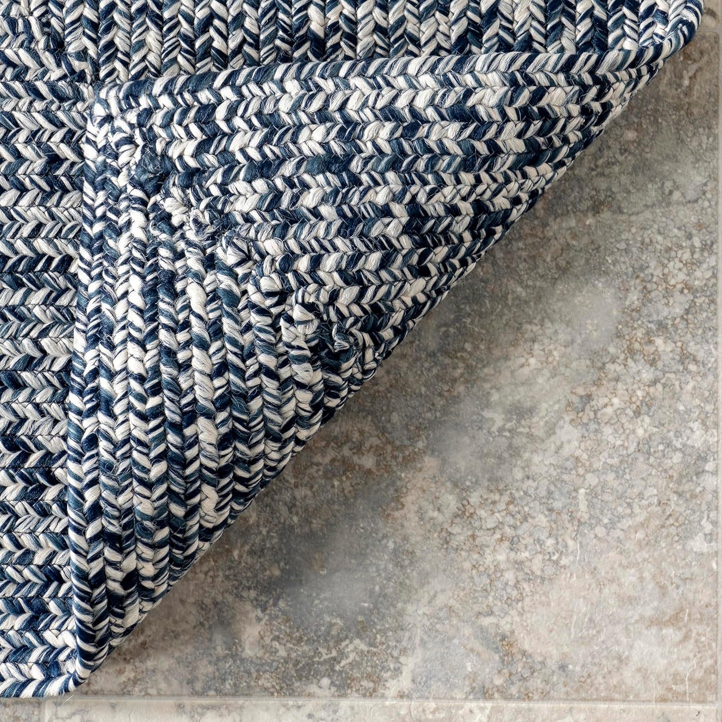 nuLOOM 6' x 9' Solid Hand Braided Indoor/Outdoor Area Rug, Pet-Friendly, High Traffic, Weather Resistant, for Patio, Balcony, Bedroom, Living, Dining Room, Wynn Navy