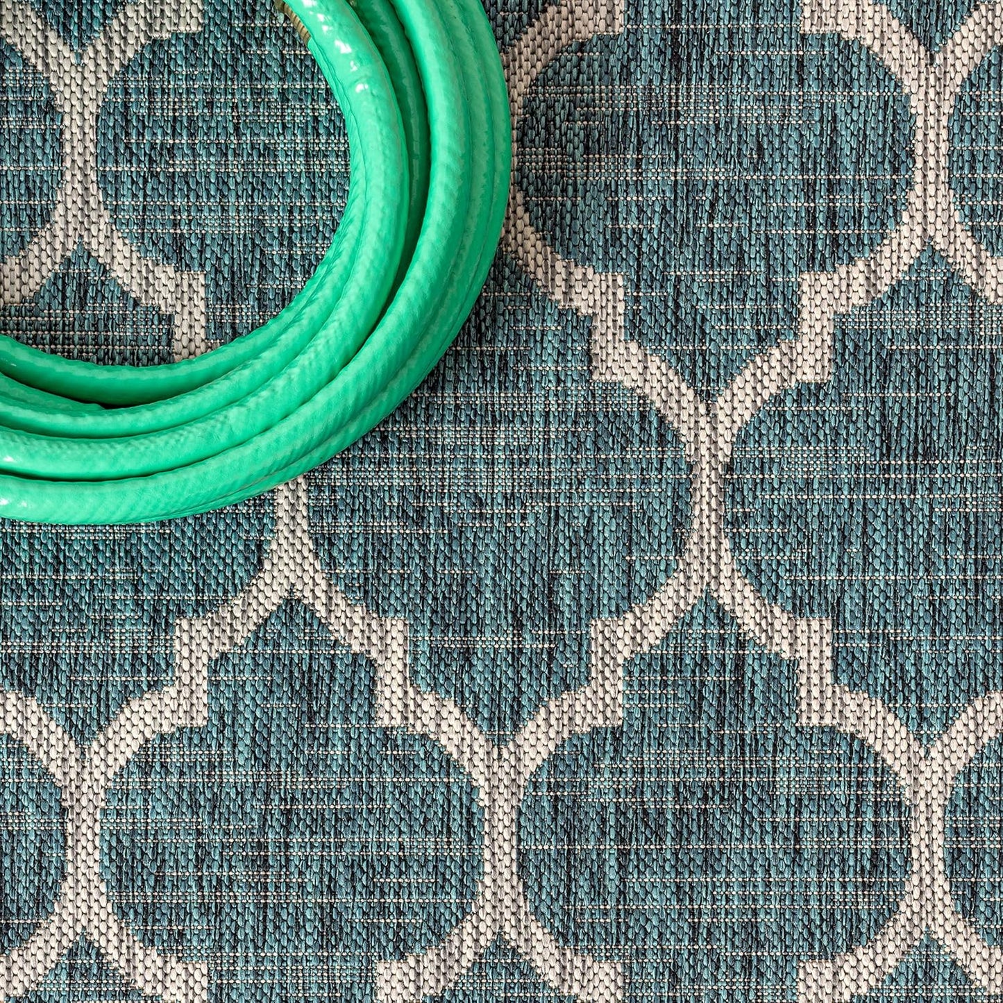 Eyely BMS109E-6R Santa Monica Trebol Moroccan Trellis Textured Weave, Pet Friendly, Non-Shedding, Stain Resistant, Easy-Cleaning, Teal/Gray, 6' Round, Indoor/Outdoor, Area Rug